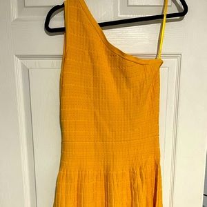 Michael Kors medium gold one shoulder dress